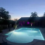 בית נופש Hacienda Solea *